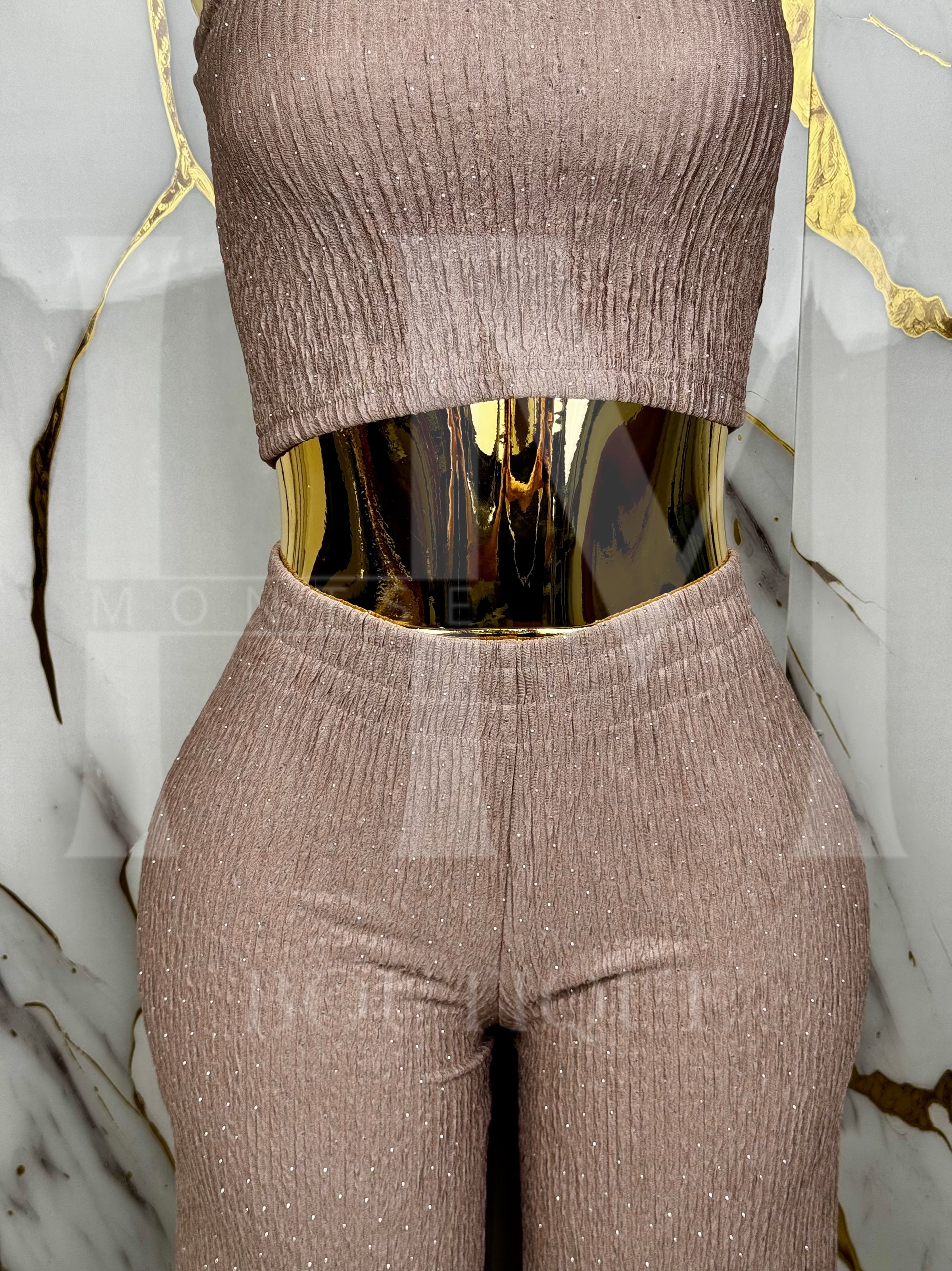 Conjunto con detalle en piedras