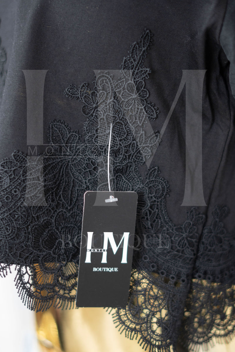 Blusa con detalle de encaje