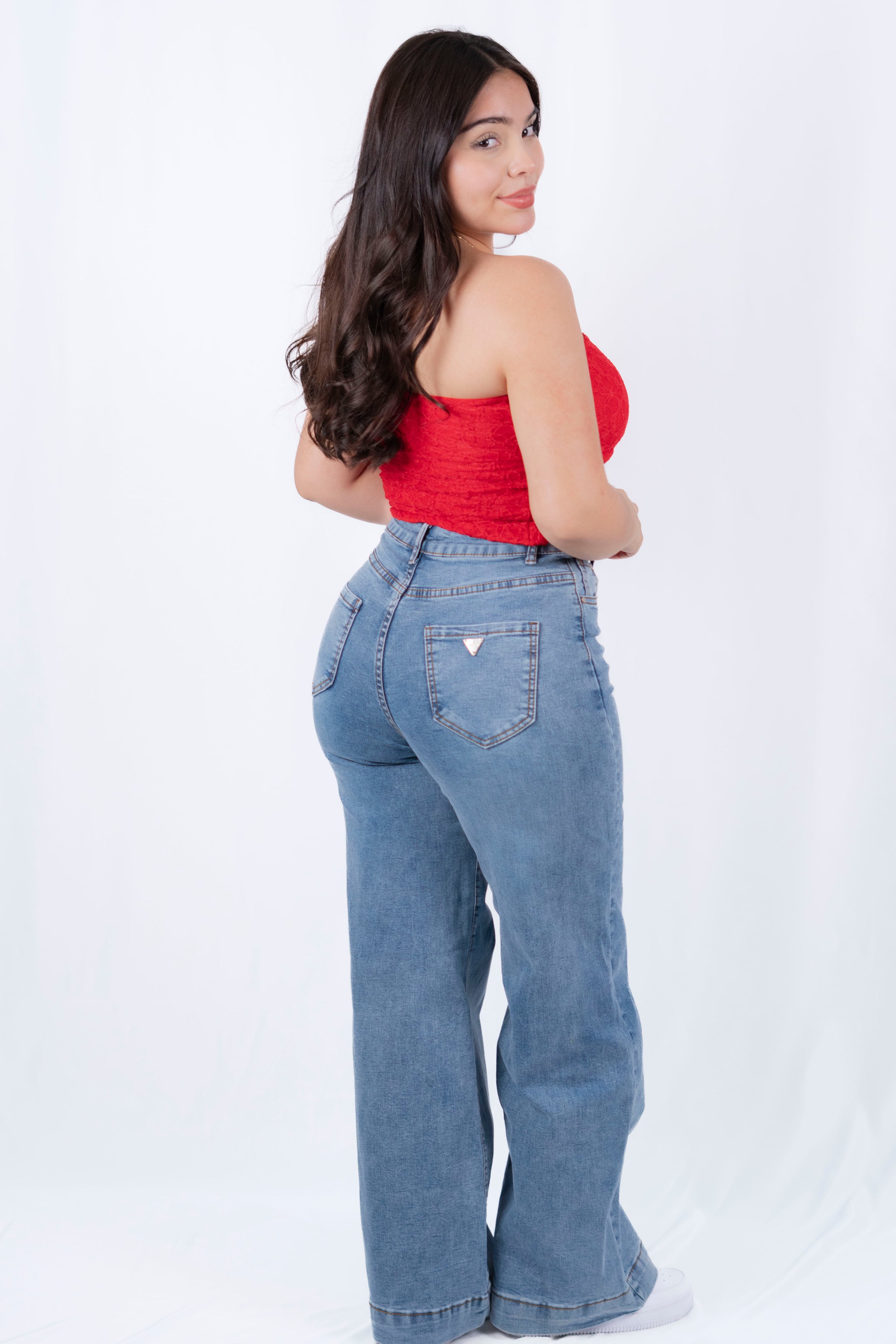Blusa strapless de encaje