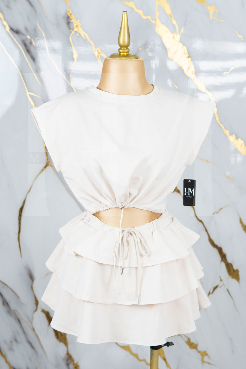Conjunto casual con falda de olanes