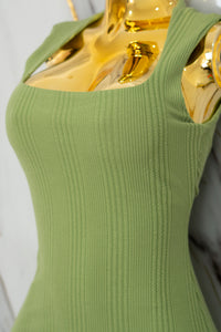 Vestido casual con tirante ancho