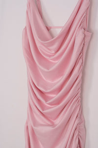 Vestido corto con tirantes