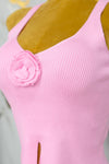 Blusa con detalle en flor