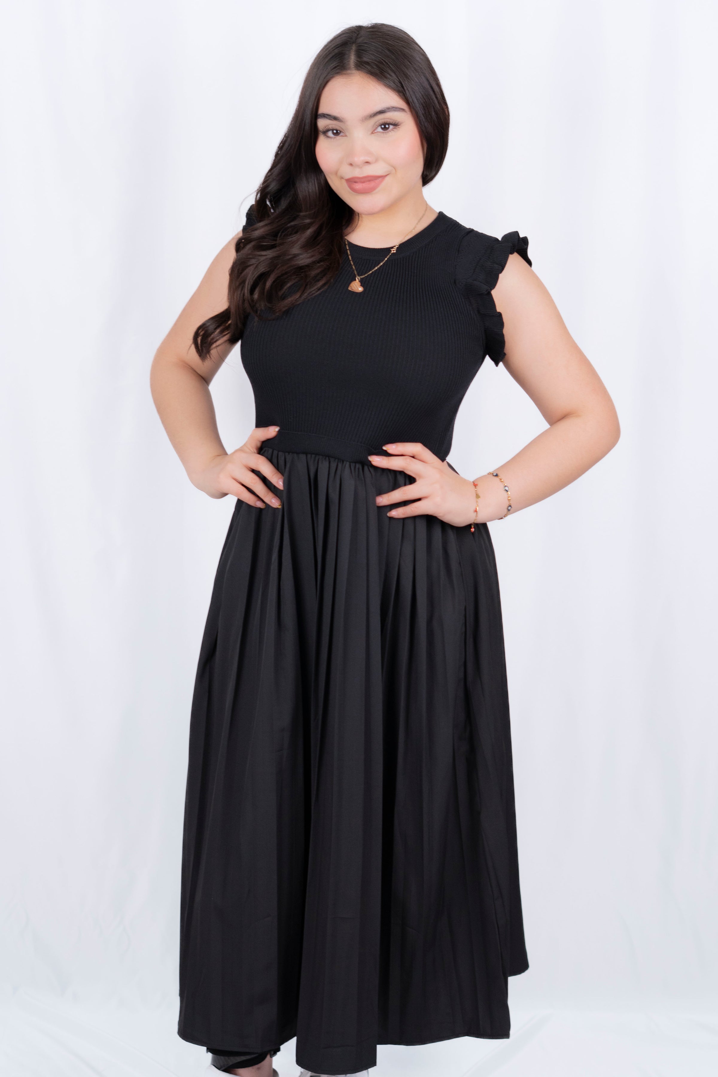 Vestido largo con falda tableada