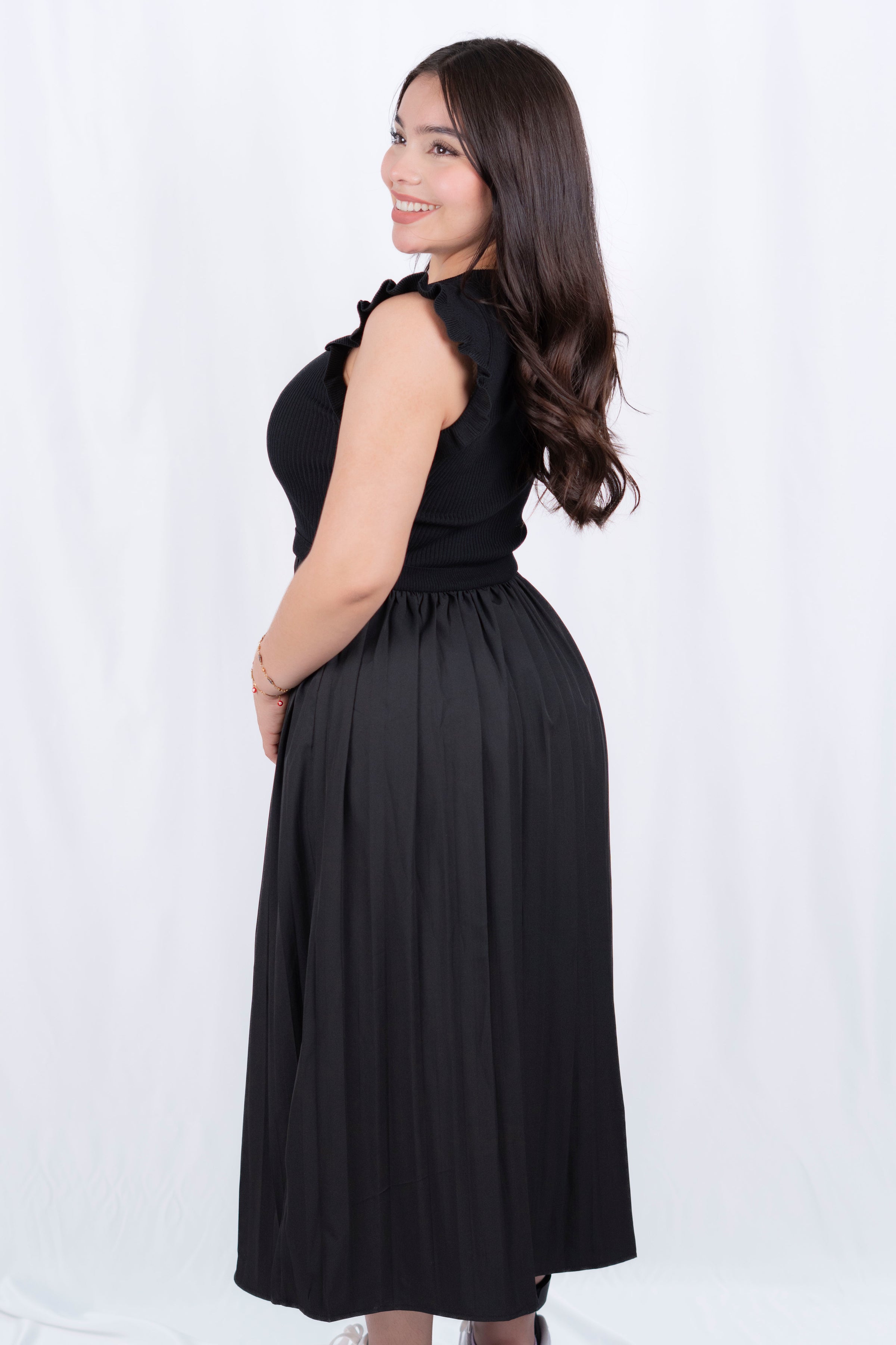 Vestido largo con falda tableada
