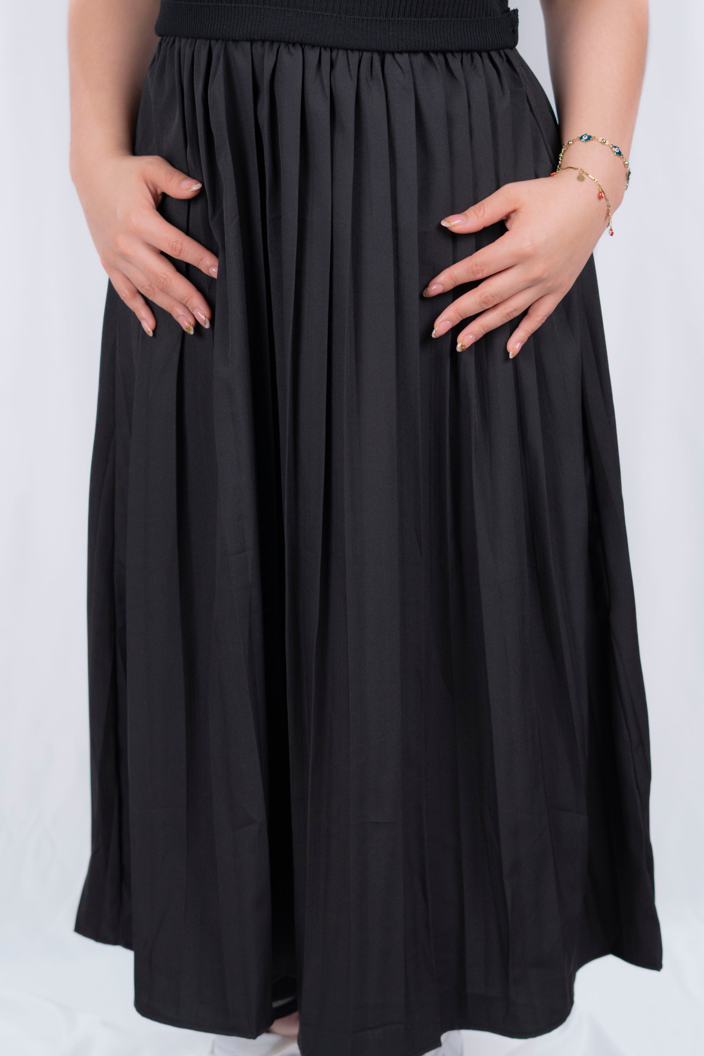 Vestido largo con falda tableada