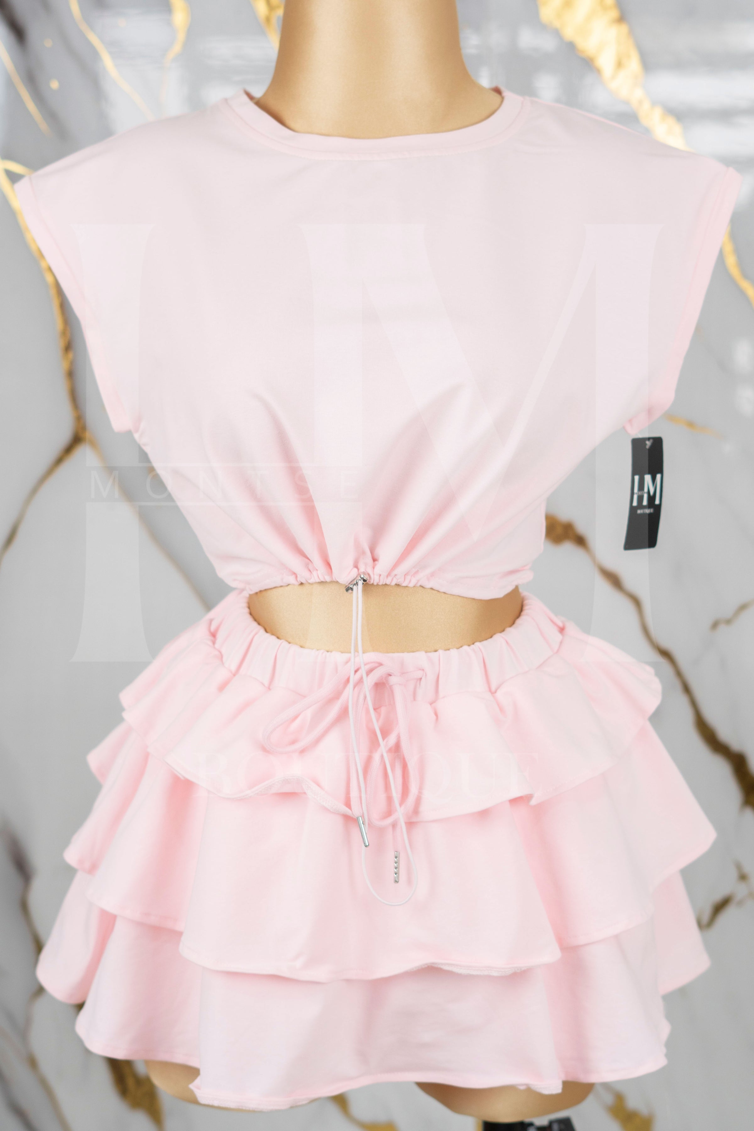 Conjunto casual con falda de olanes