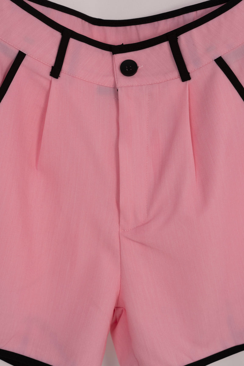 Conjunto casual con escote en pecho y copas