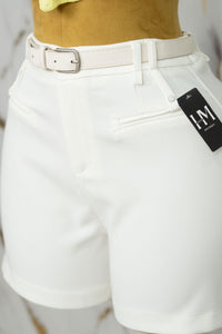 Short de vestir con cinto