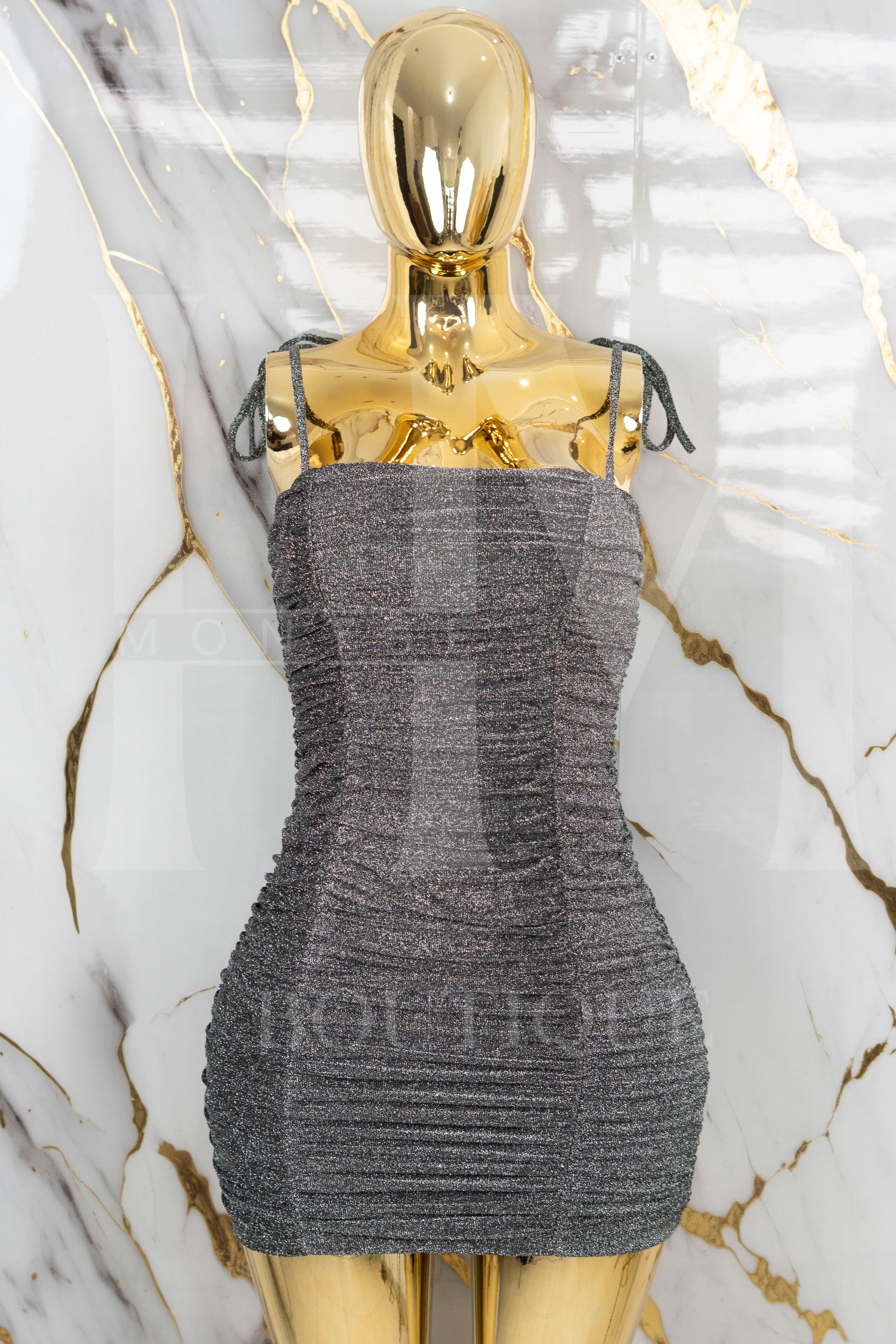 Vestido brillante corrugado