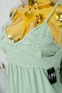 Vestido largo con detalles tejidos