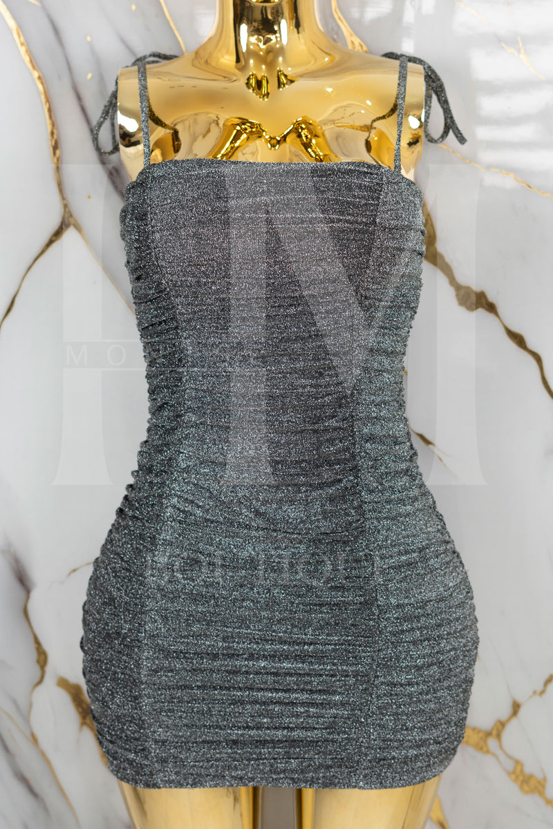 Vestido brillante corrugado