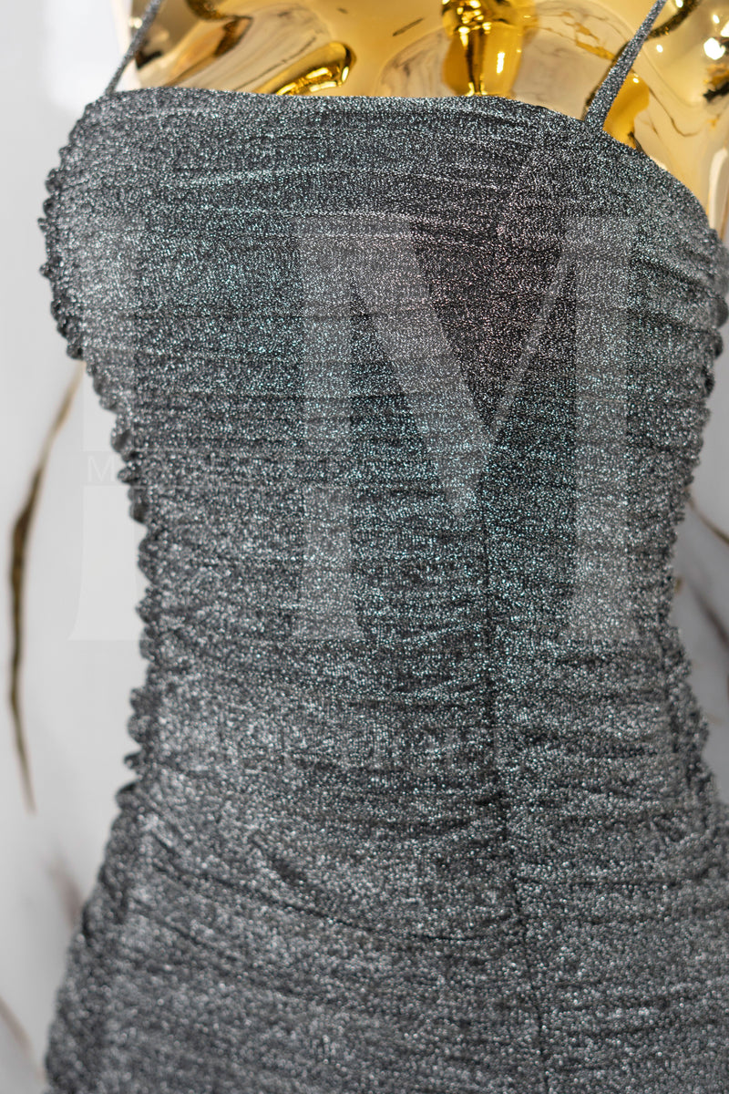 Vestido brillante corrugado