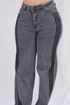 Pantalon con rayas a los lados