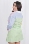 Conjunto de falda y camisa rayada multicolor