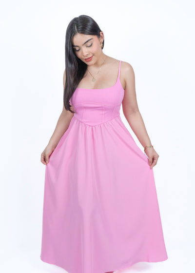 Vestido de tirantes acampanado