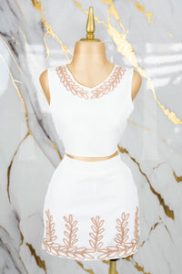 Conjunto de short falda con detalles bordados