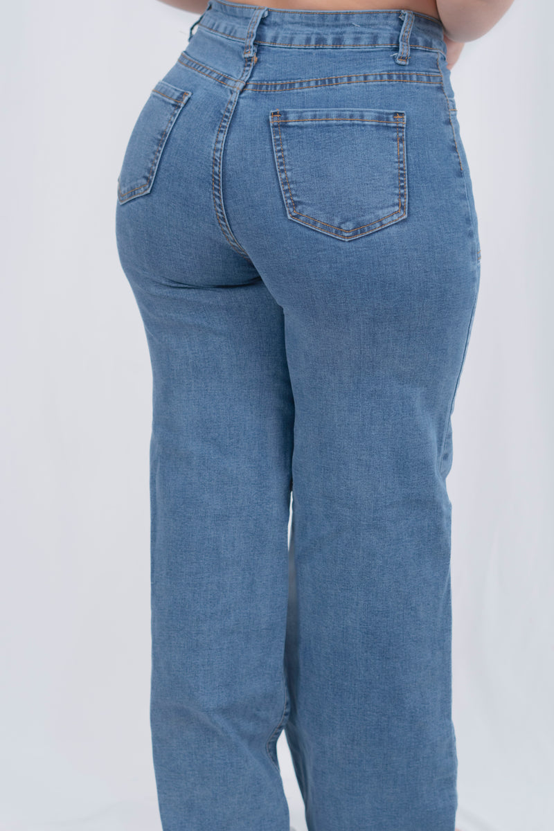 Pantalón de mezclilla hide leg con bolsa frontal