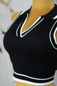 Conjunto casual de falda y blusa con cuello