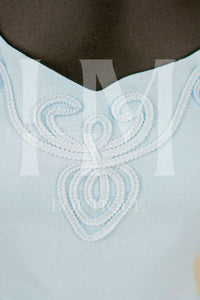 Conjunto con detalles bordados
