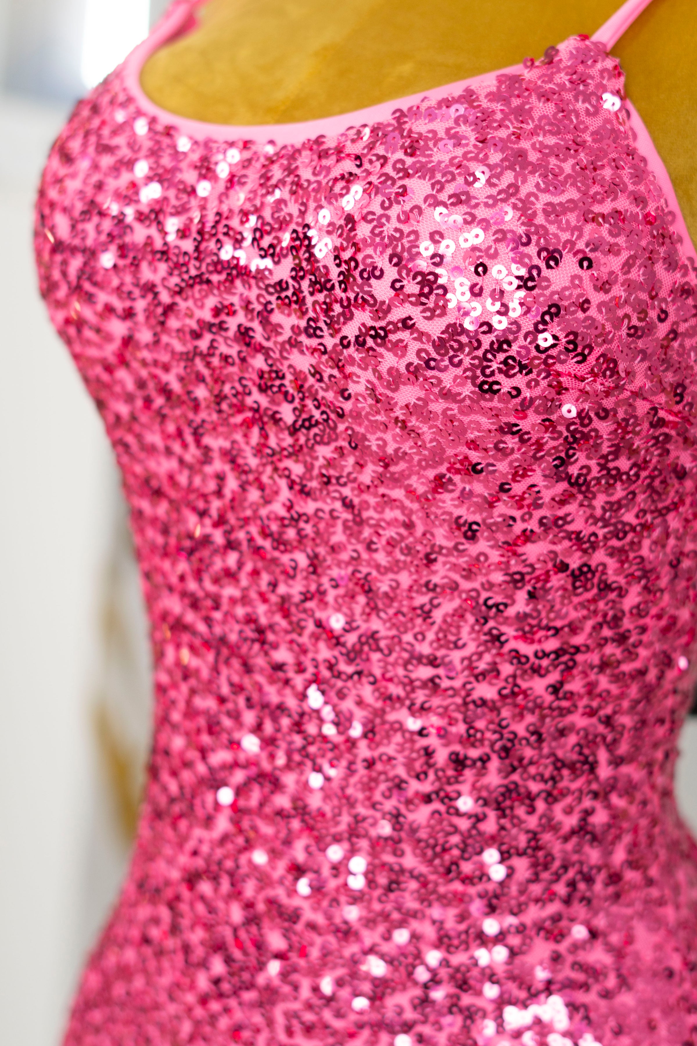 Vestido corto de lentejuelas