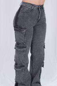 Pantalon cargo con rayas a los lados