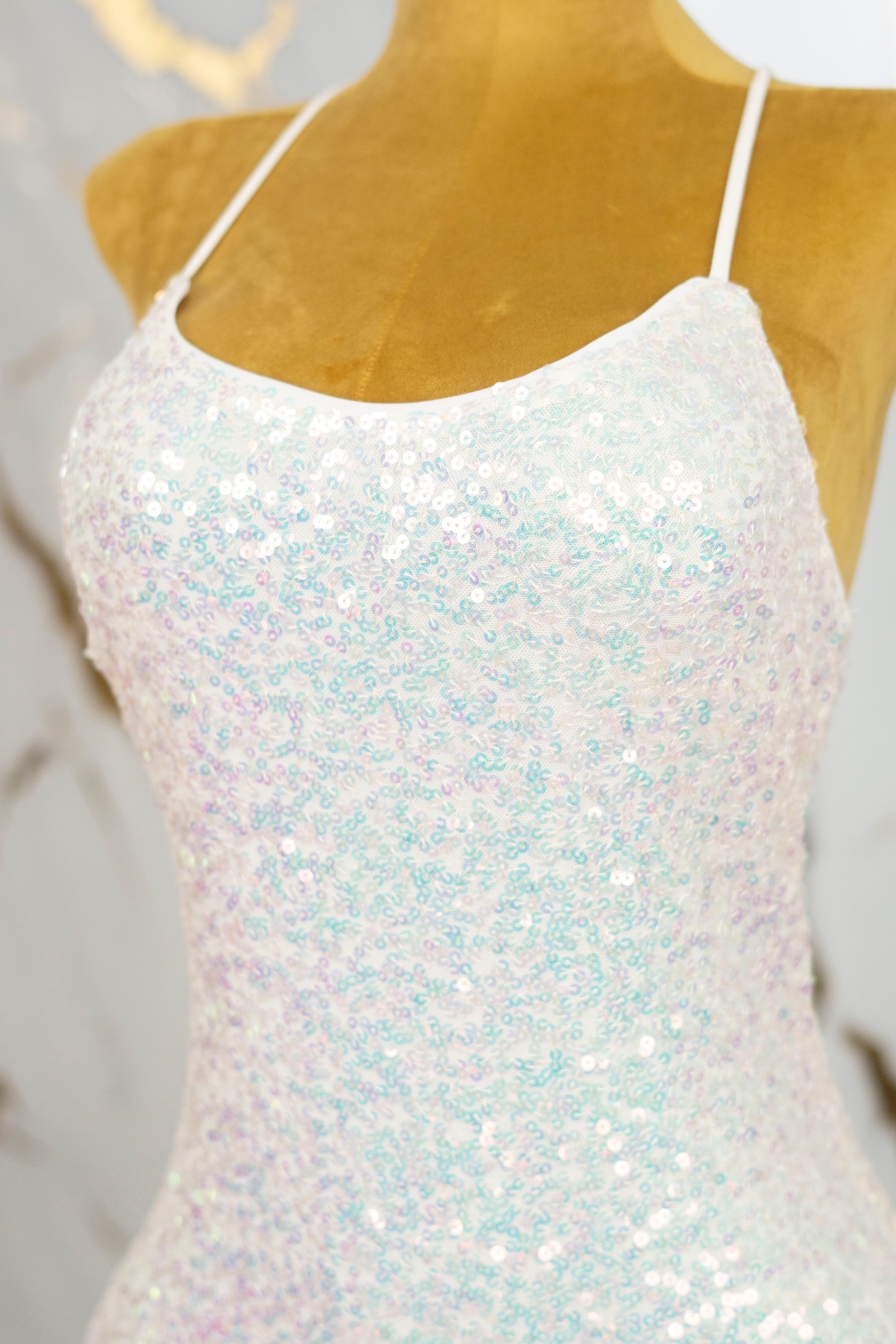 Vestido corto de lentejuelas