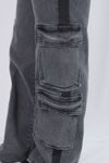 Pantalon cargo con rayas a los lados