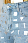 Pantalón de mezclilla con detalle en espejos