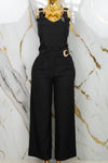 Conjunto con detalles en broches dorados