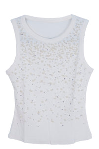 Blusa con detalle de piedras y perlas
