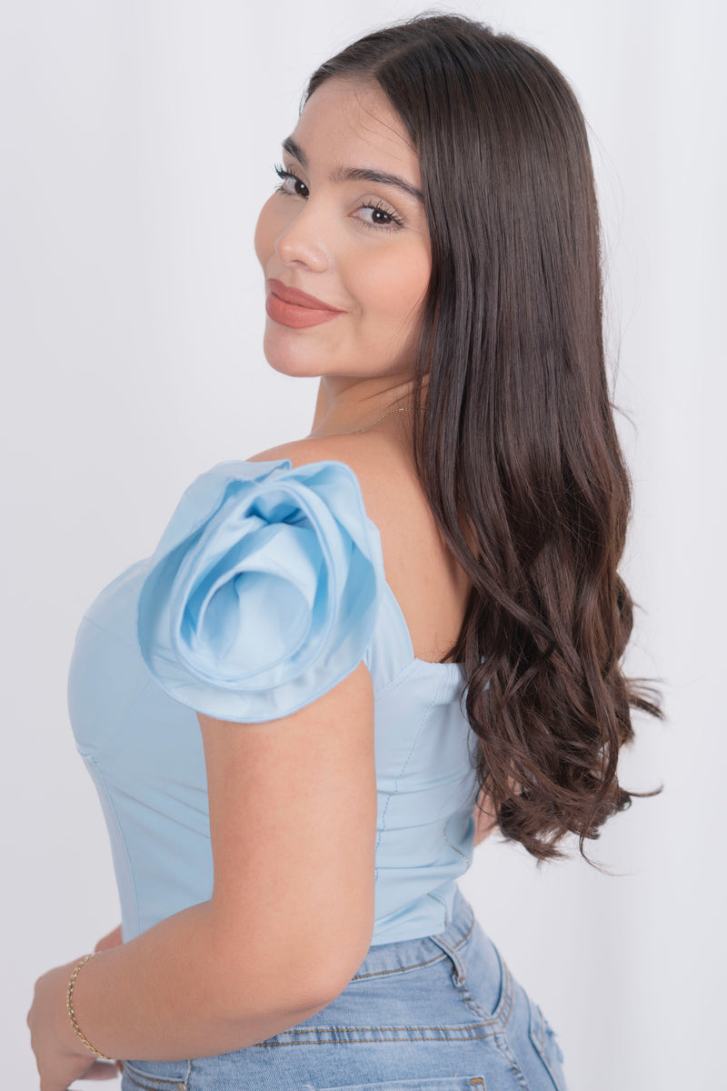 Corset con flor en hombro