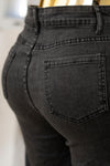 Pantalón de mezclilla con detalle en espejos