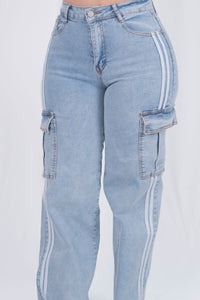 Pantalon cargo con rayas