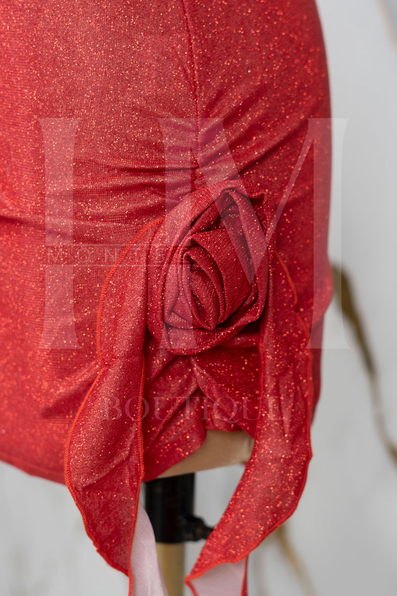 Conjunto de brillo con detalles de flor
