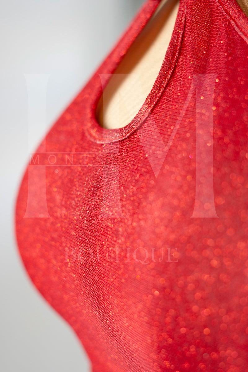 Conjunto de brillo con detalles de flor