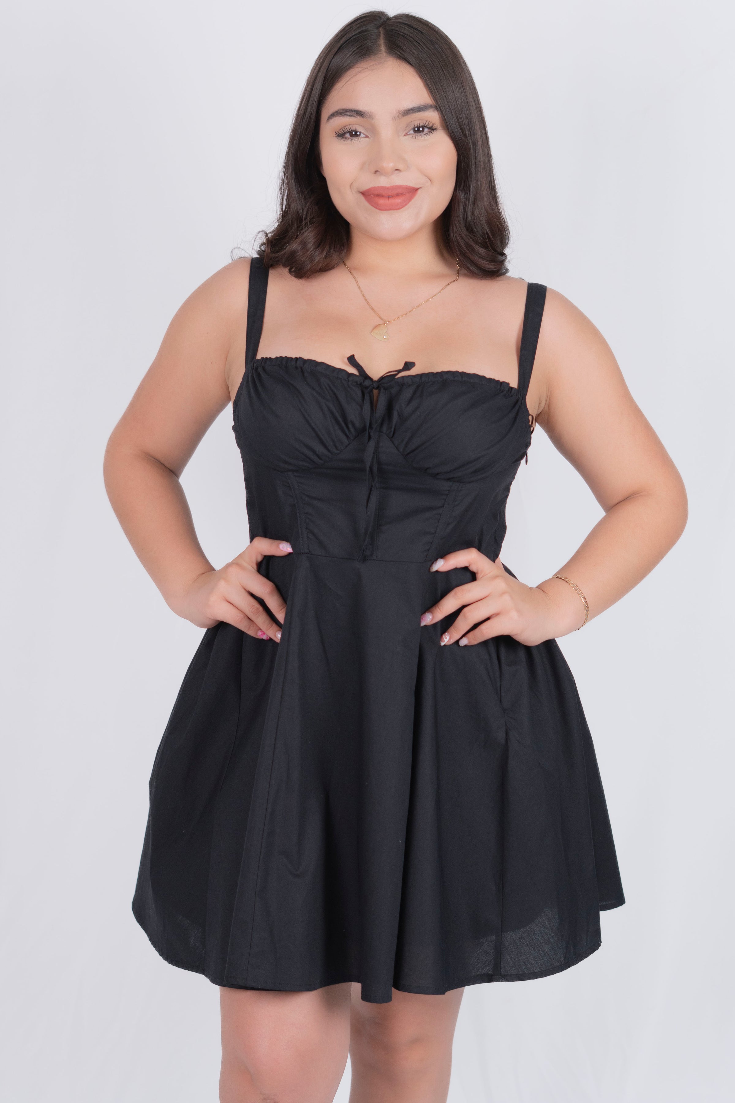 Vestido corte princesa corto