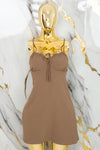 Vestido casual corto de tirantes