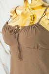 Vestido casual corto de tirantes
