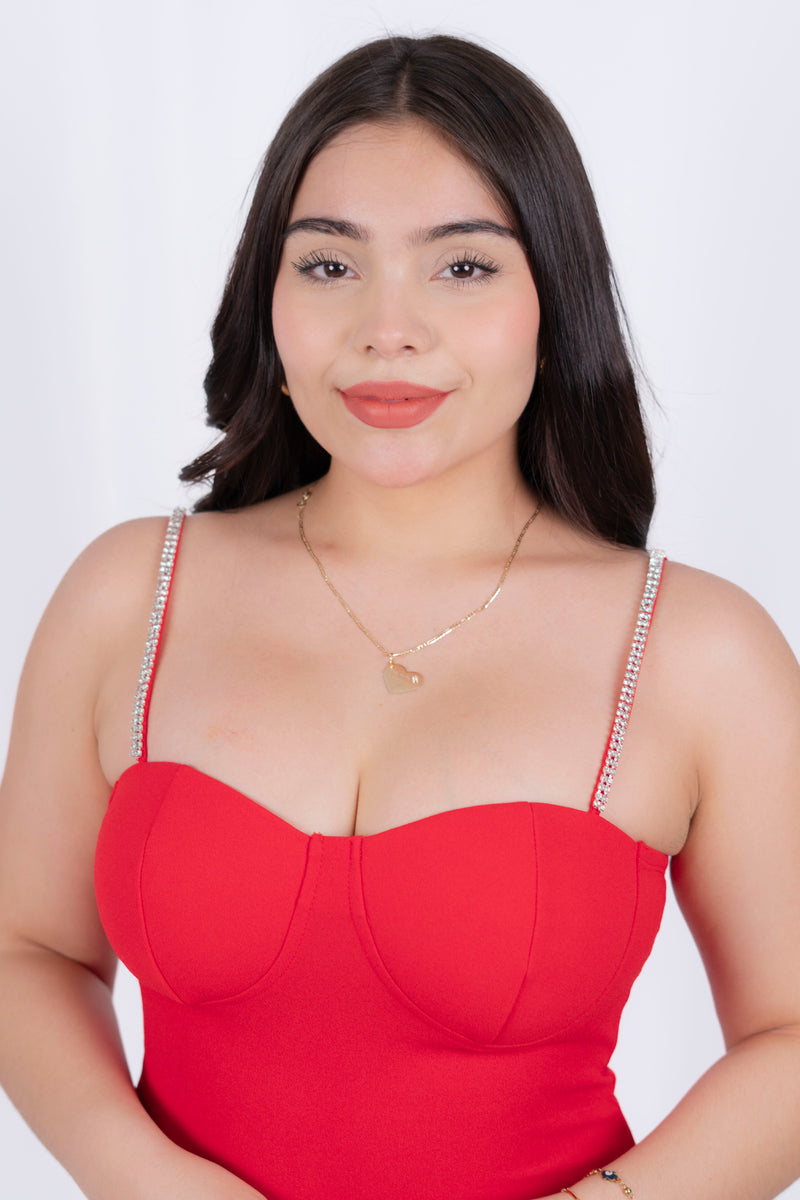Vestido con tirantes y moños de piedras