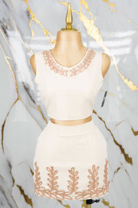 Conjunto de short falda con detalles bordados