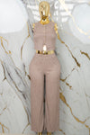 Conjunto de pantalón holgado y botones