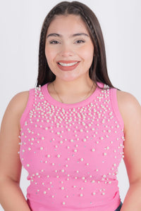 Blusa con detalle de piedras y perlas