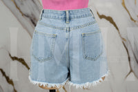 Short de mezclilla con detalle de piedras