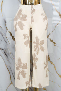 Conjunto floreado de pantalón holgado