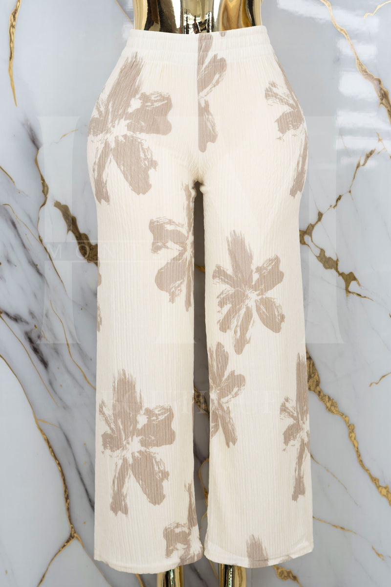 Conjunto floreado de pantalón holgado