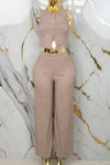 Conjunto de pantalón holgado y botones