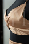 Conjunto de top y falda con olan