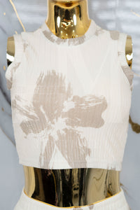 Conjunto floreado de pantalón holgado